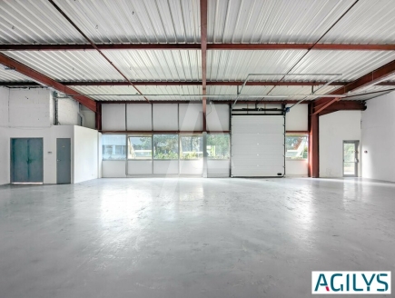 Activités / entrepôts à louer – VILLEBON SUR YVETTE (91940) – 2