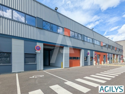 Activités / entrepôts à louer – CORBEIL ESSONNES (91100) – 2
