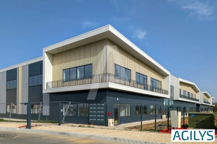 Activités / entrepôts à louer – VILLEBON SUR YVETTE (91140) – 2