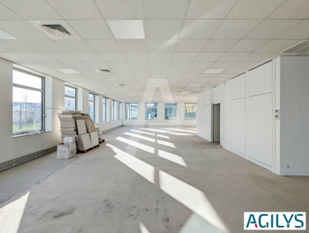 Bureaux à louer – VILLEBON SUR YVETTE (91140) – 1