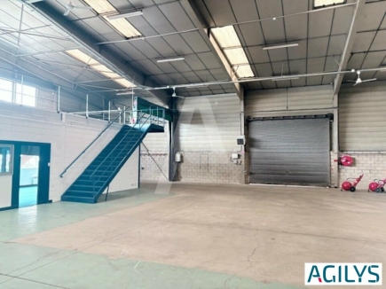 Activités / entrepôts à vendre – MORANGIS (91420) – 2