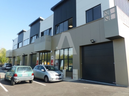 Activités / entrepôts à vendre – SAINT PIERRE DU PERRAY (91280) – 5