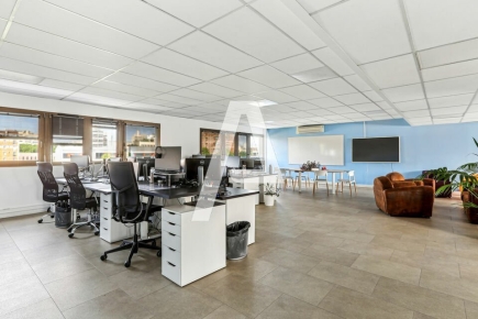 Bureaux à louer – IVRY SUR SEINE (94200) – 5
