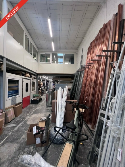 Activités / entrepôts à vendre – IVRY-SUR-SEINE (94200) – 3