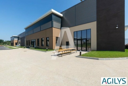 Activités / entrepôts à louer – SUCY-EN-BRIE (94370) – 5