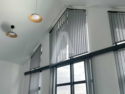 Bureaux à louer – PLAISIR (78370) – 3