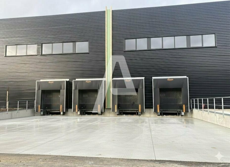 Activités / entrepôts à louer – LA QUEUE EN BRIE (94510) – 1