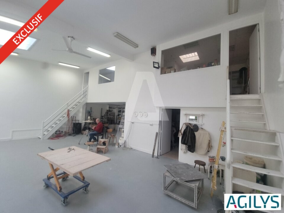Activités / entrepôts à vendre – PARIS (75013) – 1
