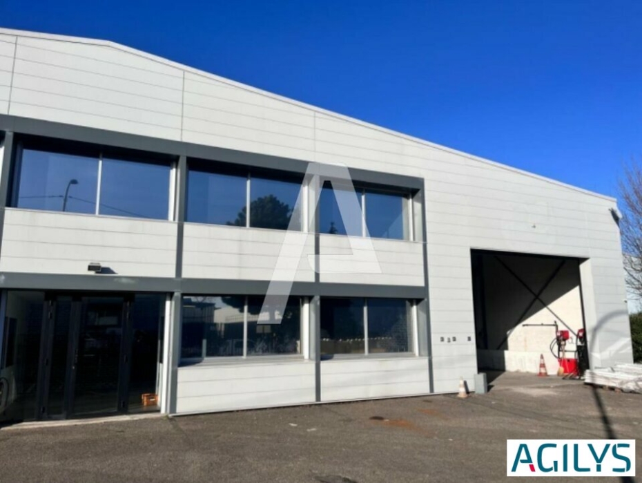 Activités / entrepôts à louer – MORANGIS (91420) – 1