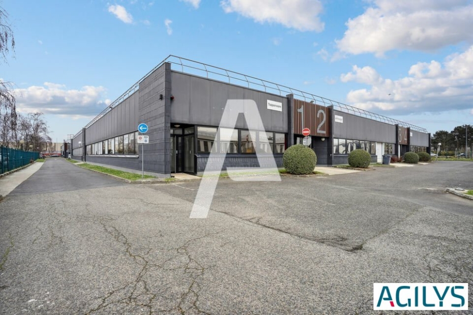 Activités / entrepôts à louer – VILLEBON SUR YVETTE (91140) – 1