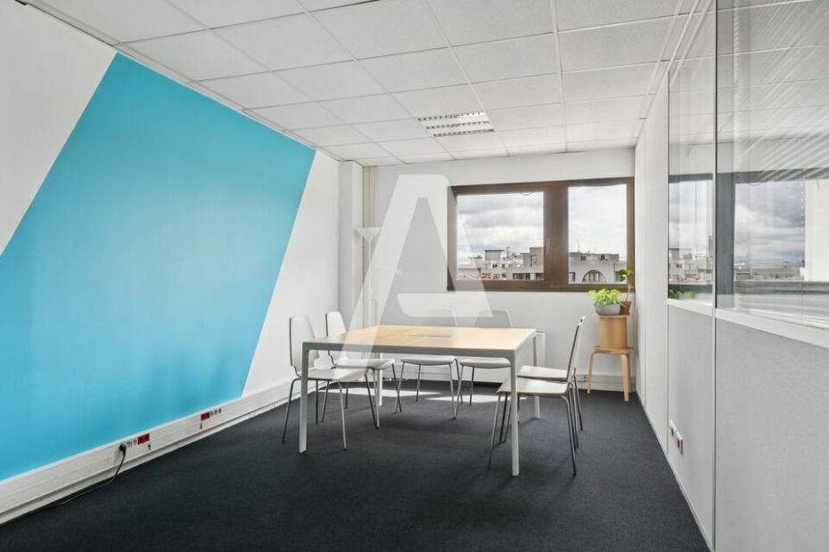 Bureaux à louer – IVRY SUR SEINE (94200) – 1
