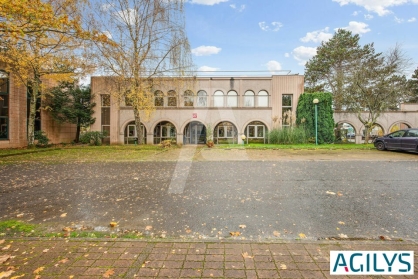 Bureaux à louer - ORSAY – Photo 1