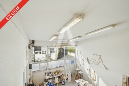 Activités / entrepôts à vendre - PARIS – Photo 1