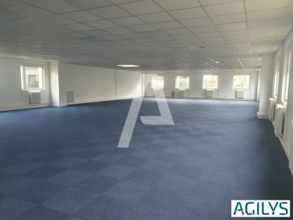 Activités / entrepôts à louer - Lognes – Photo 1