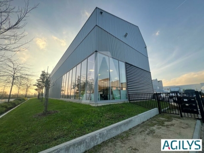 Activités / entrepôts à vendre - MASSY – Photo 1