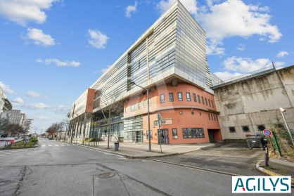 Bureaux à louer - MASSY – Photo 1