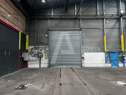 Activités / entrepôts à louer - CORBEIL-ESSONNES – Photo 1