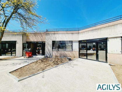 Activités / entrepôts à louer - MASSY – Photo 1