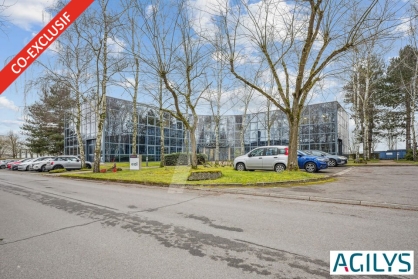 Activités / entrepôts à louer - SACLAY – Photo 1