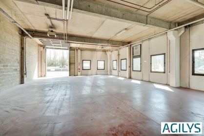 Activités / entrepôts à louer - VILLEBON SUR YVETTE – Photo 1