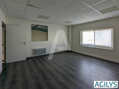Activités / entrepôts à vendre - MORSANG-SUR-ORGE – Photo 1