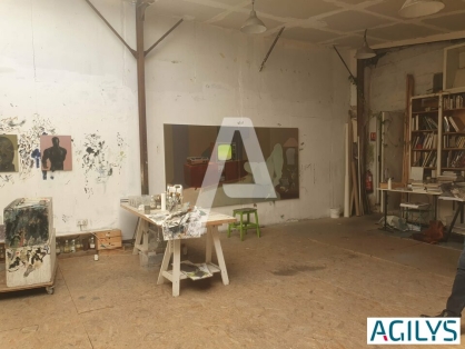 Activités / entrepôts à louer - IVRY-SUR-SEINE – Photo 1